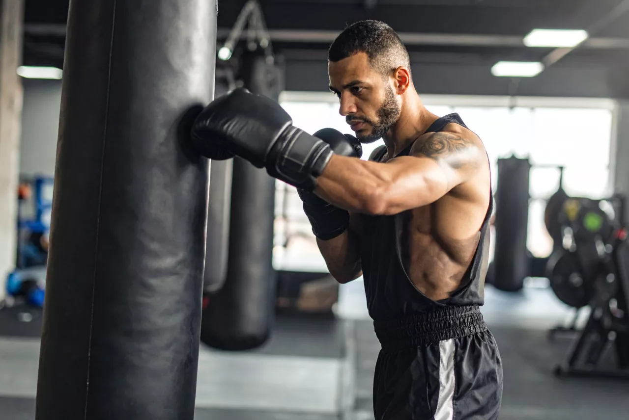 Dmitri Bivol Krouford üçün Alvarez ilə döyüşdə əsas amili açıqlayıb